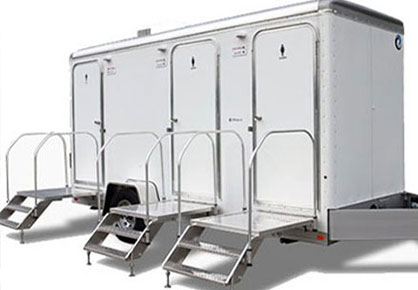 Luxury Restoroom Trailers